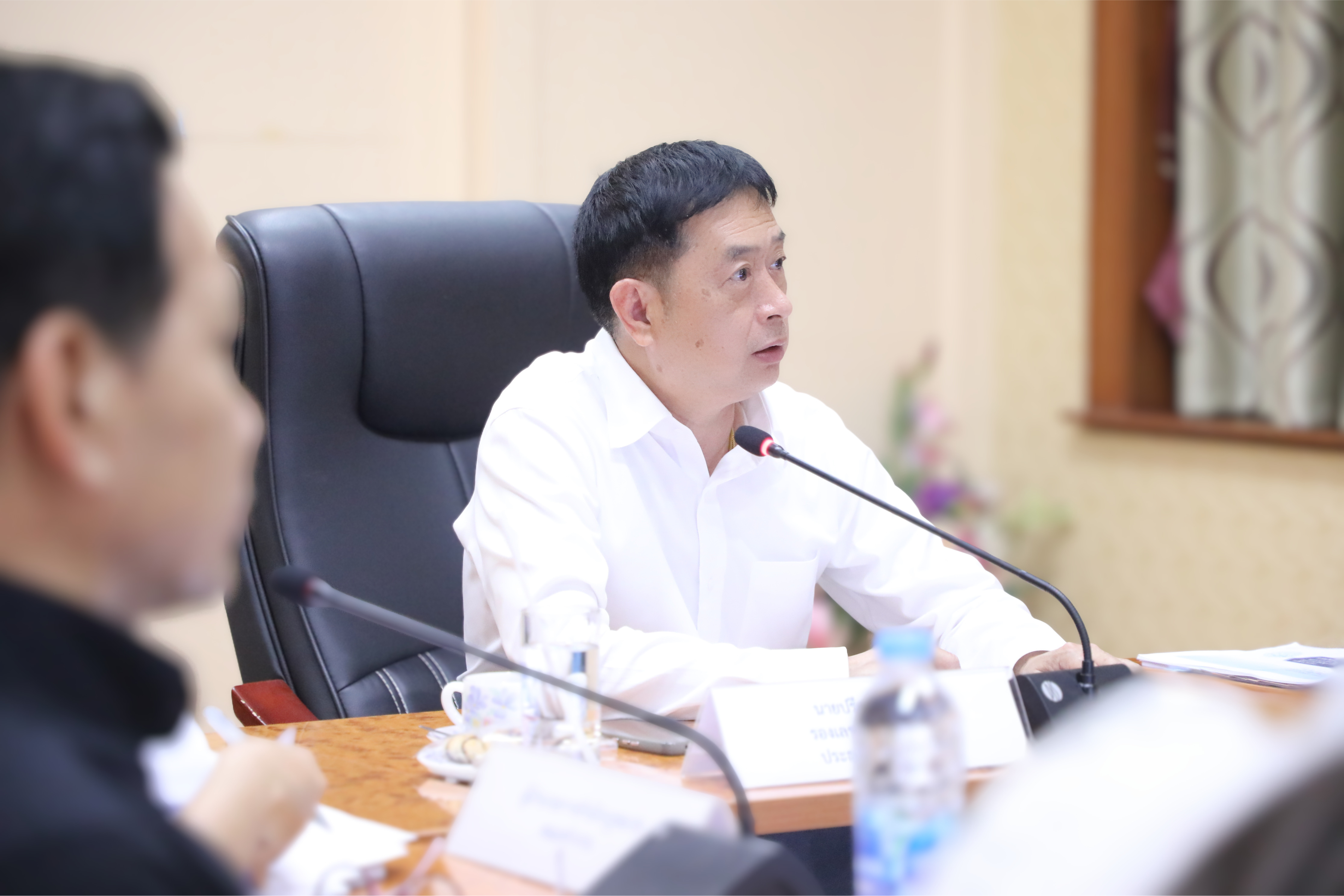 title - ส.ป.ก. ประชุมคณะทำงานศึกษาพิจารณาการแก้ไขปัญหาด้านที่ดินและหนี้สินของเกษตรกร โครงการแก้ไขปัญหาที่ดินทำกินให้แก่เกษตรกรสภาประชาชน 4 ภาค ครั้งที่ 1/2569